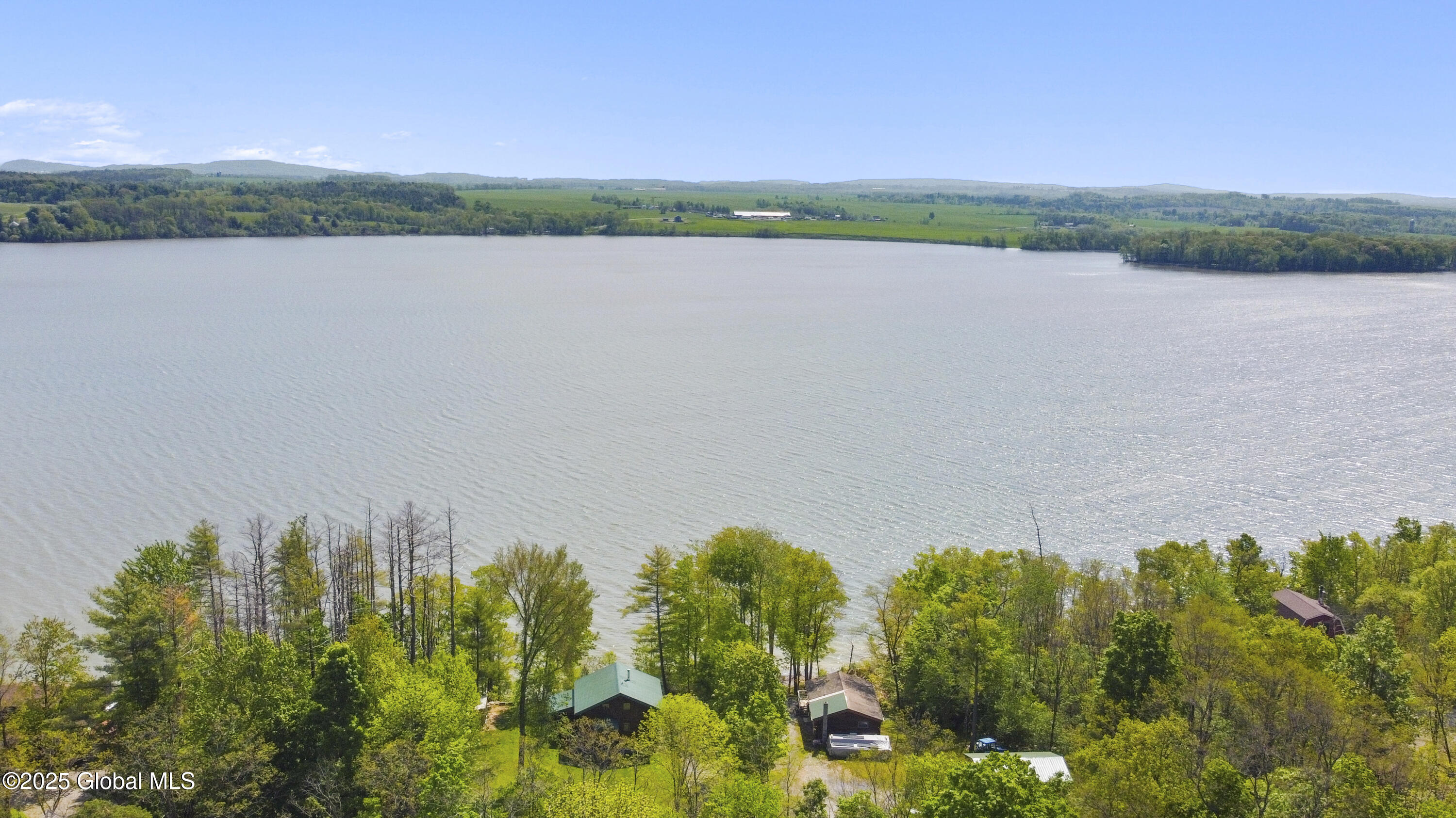 89 Captains Cove Crown Point NY 12928
