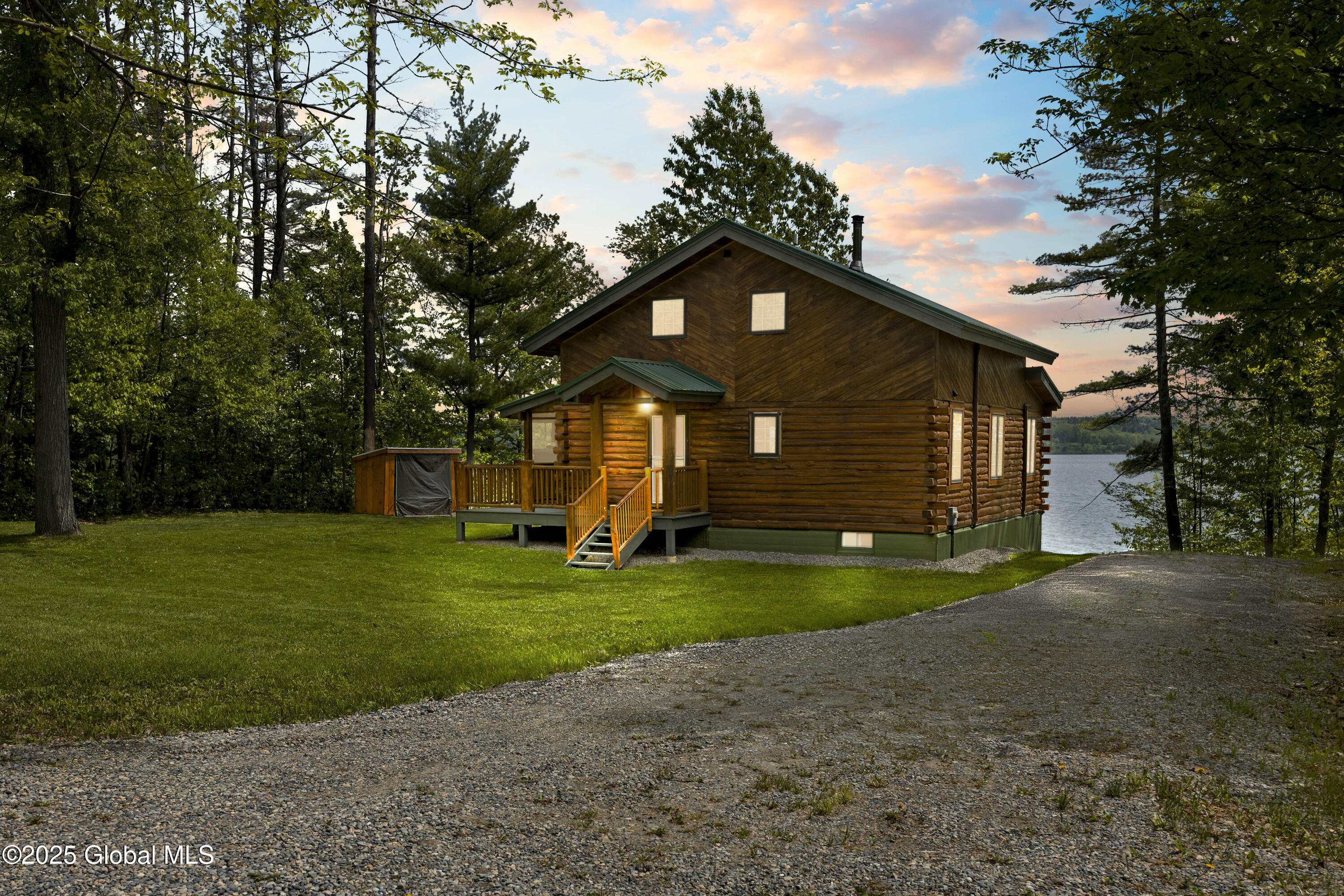 89 Captains Cove Crown Point NY 12928