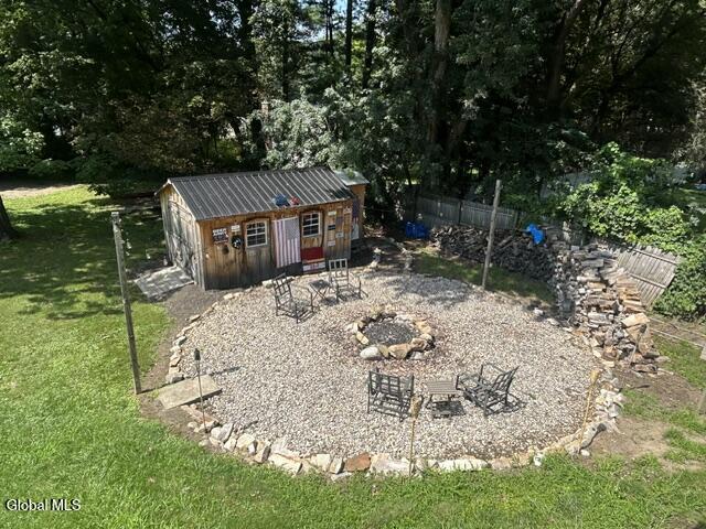 15 Chester Court Troy NY 12182