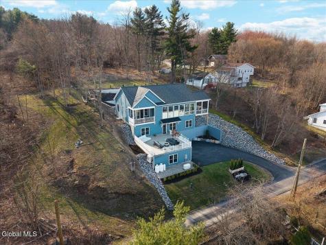 91 Rodgers Lane Saratoga Springs NY 12866