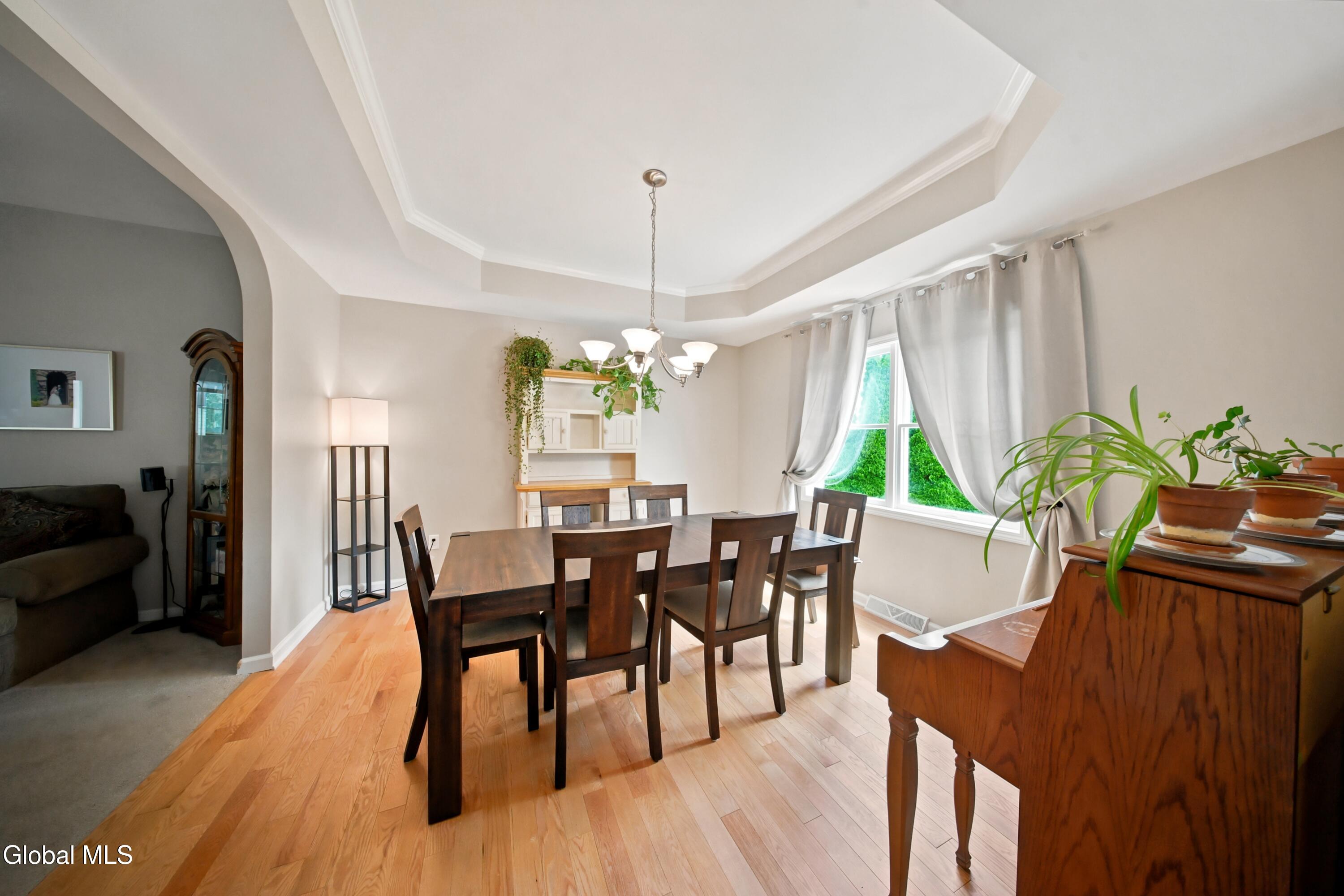 12 Bridget Circle Cohoes NY 12047