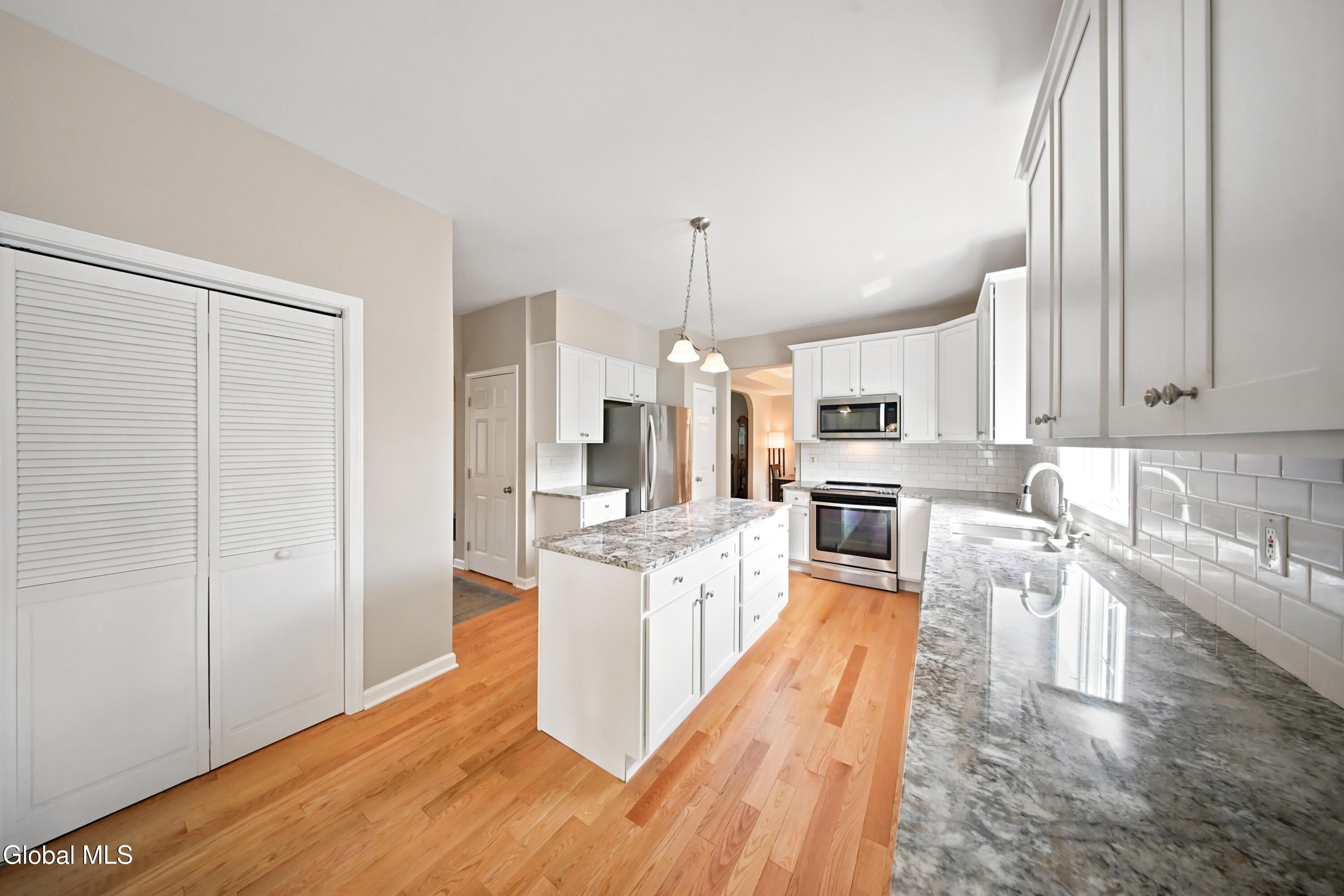 12 Bridget Circle Cohoes NY 12047