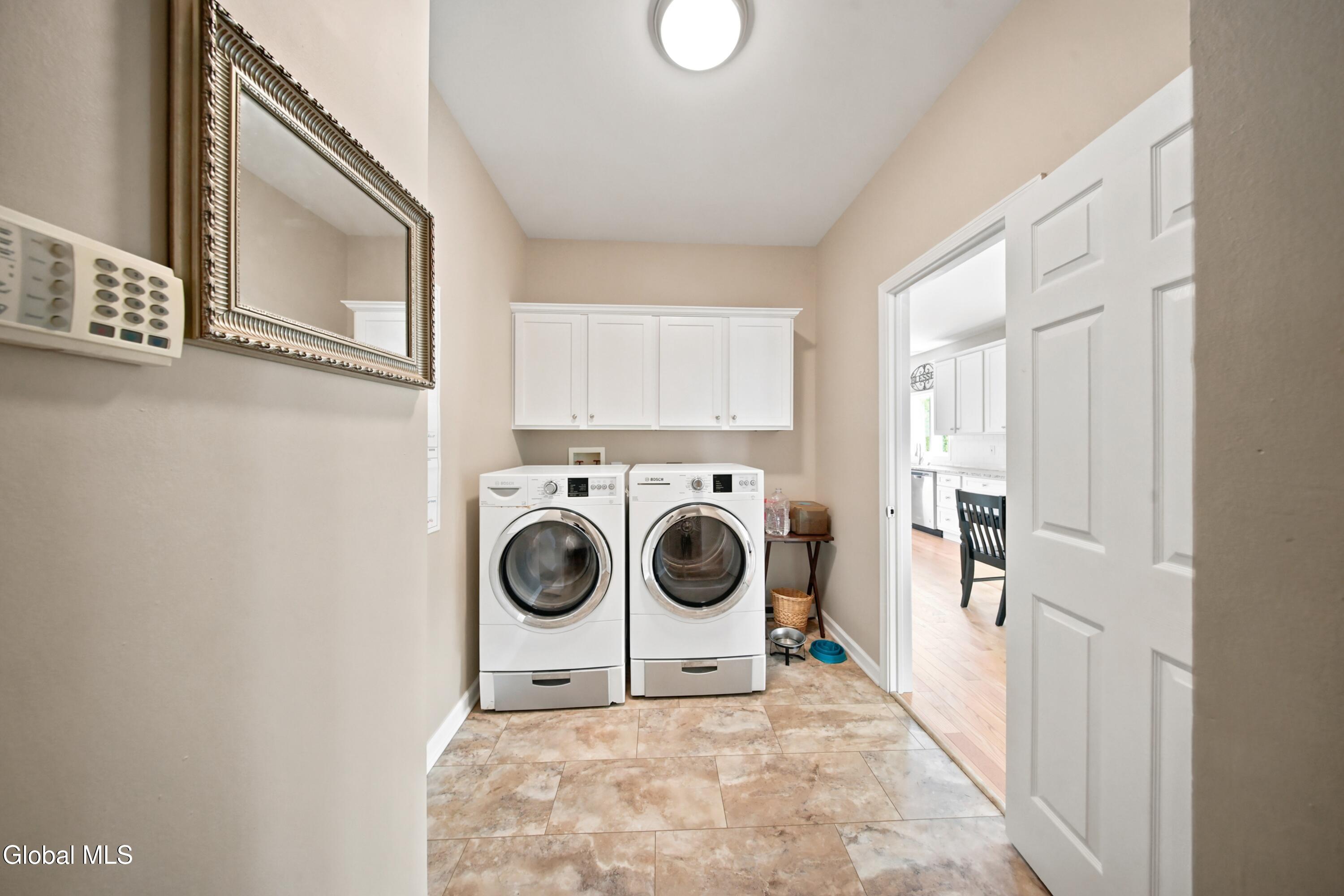 12 Bridget Circle Cohoes NY 12047