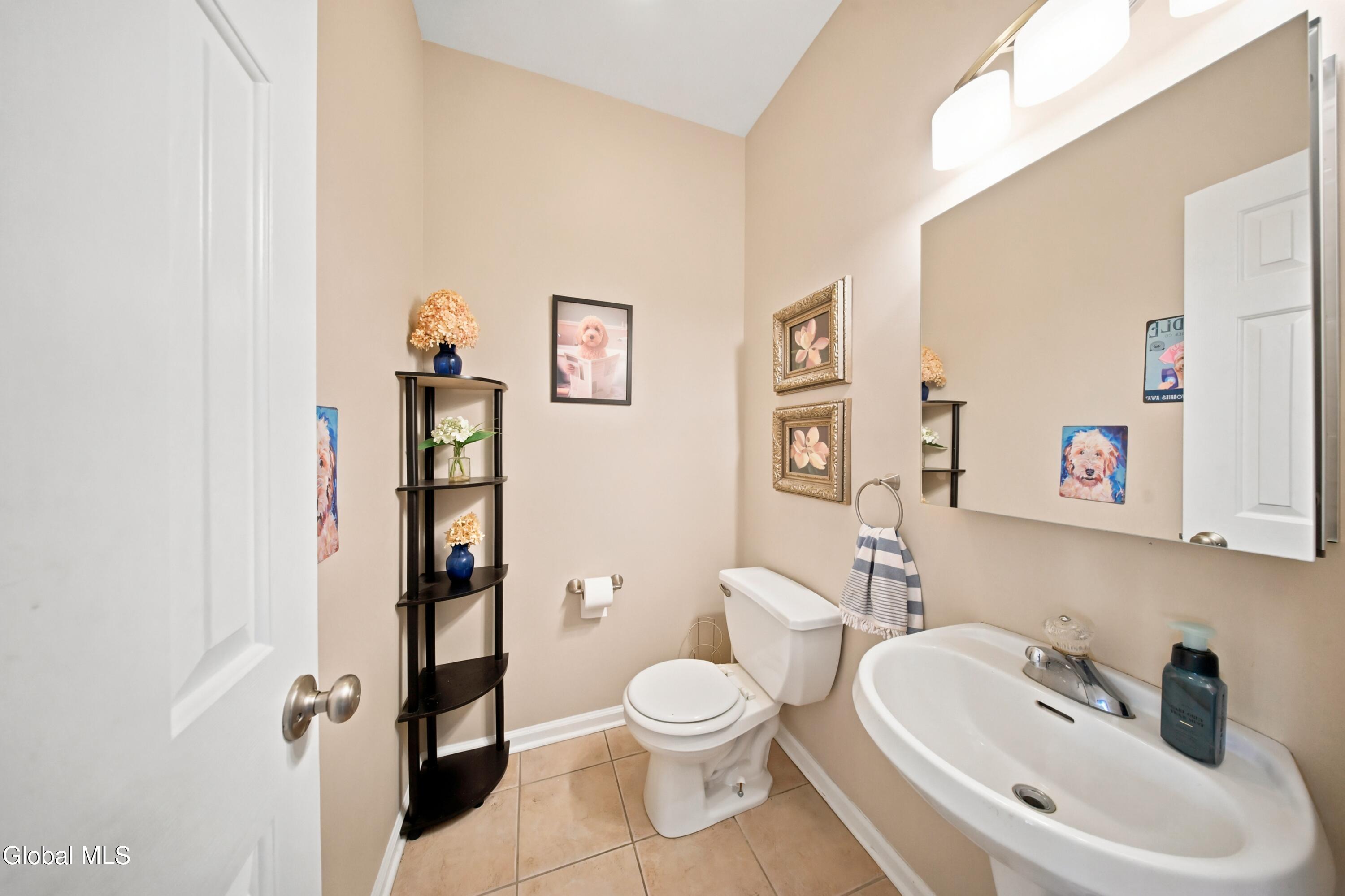 12 Bridget Circle Cohoes NY 12047