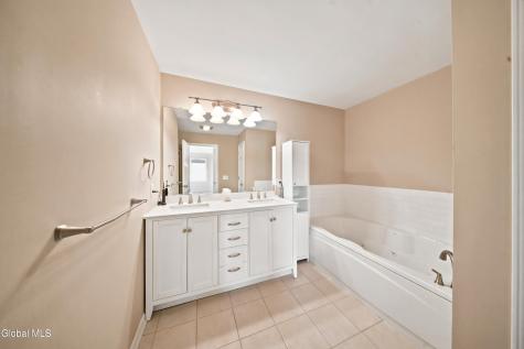 12 Bridget Circle Cohoes NY 12047