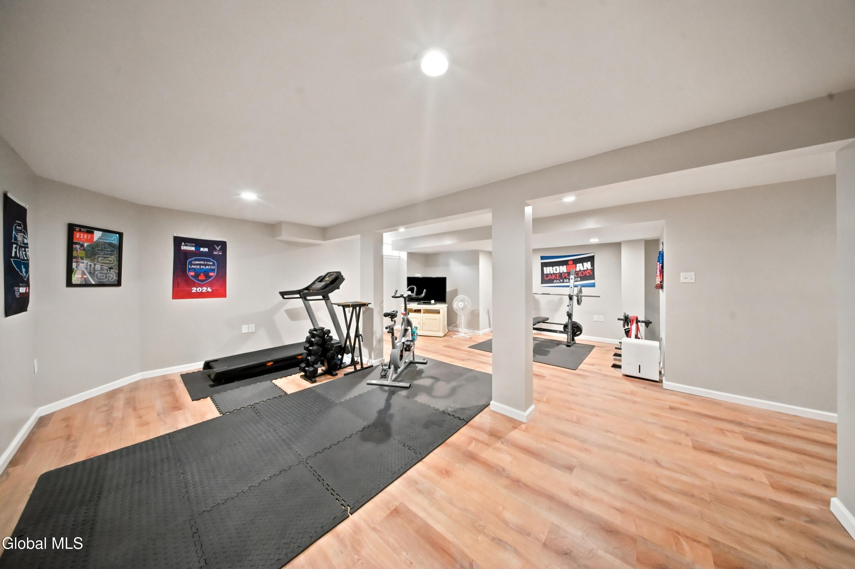 12 Bridget Circle Cohoes NY 12047