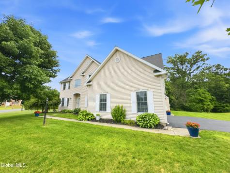12 Bridget Circle Cohoes NY 12047
