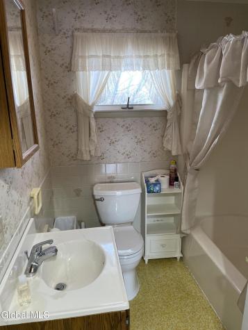 382 Old Road Cropseyville NY 12052