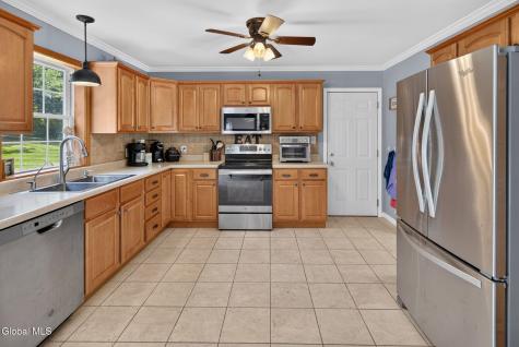 1631 Midstate Lane Castleton On Hudson NY 12033
