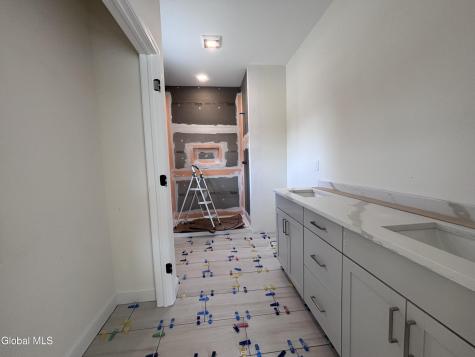 3 Wyatt's Way Clifton Park NY 12065