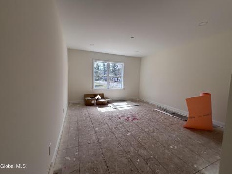 3 Wyatt's Way Clifton Park NY 12065