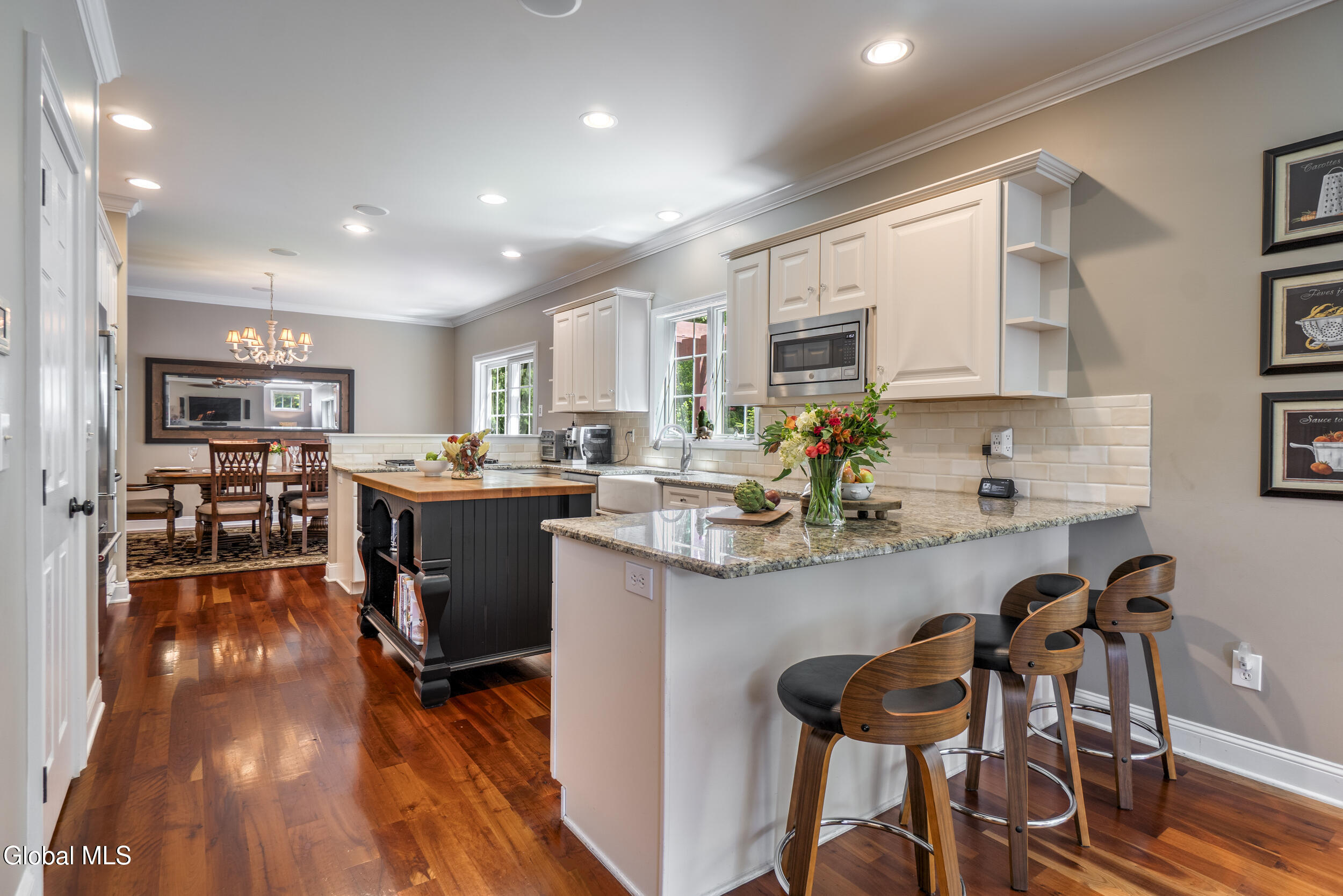 15 Wildwood Drive Loudonville NY 12211