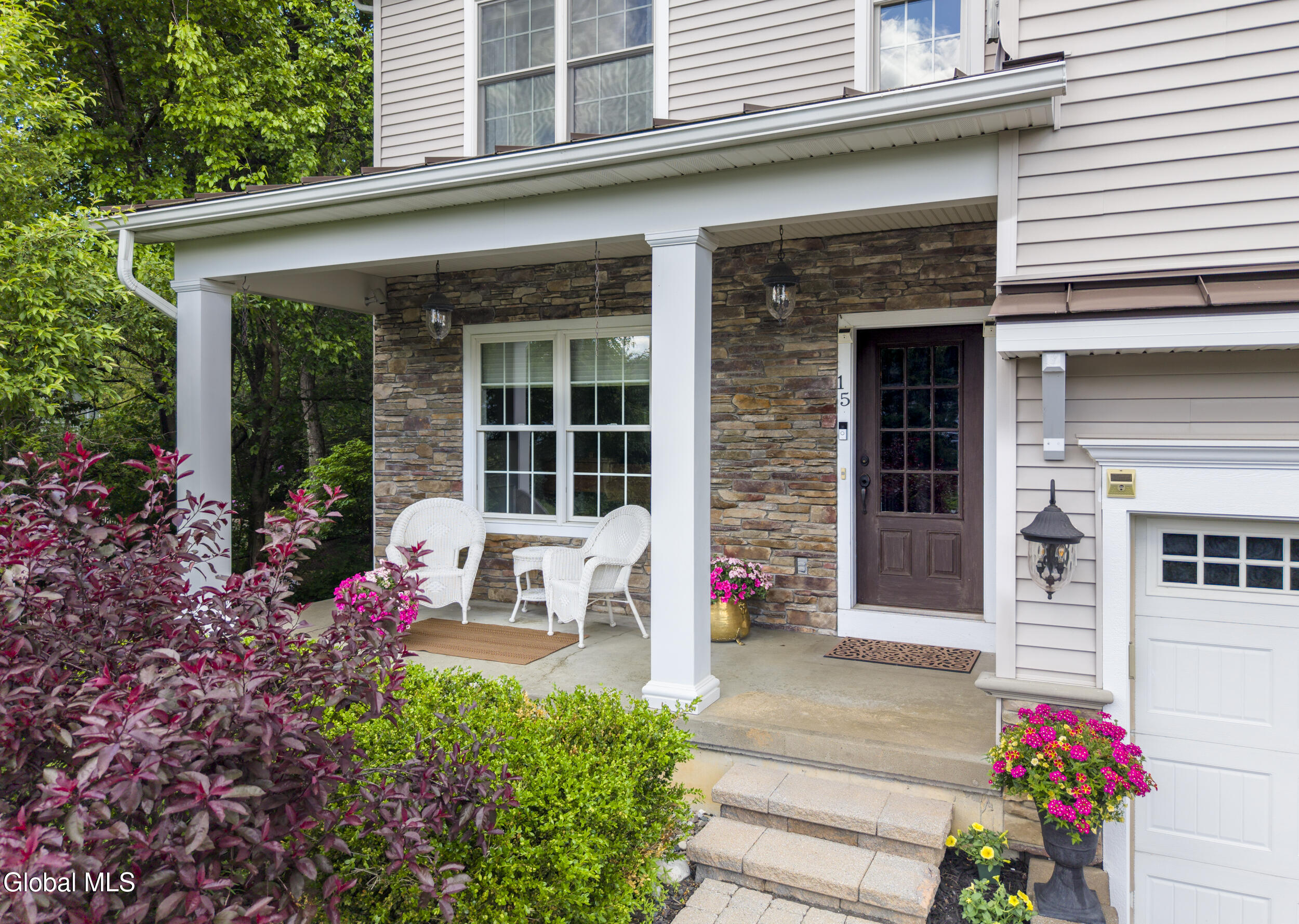 15 Wildwood Drive Loudonville NY 12211