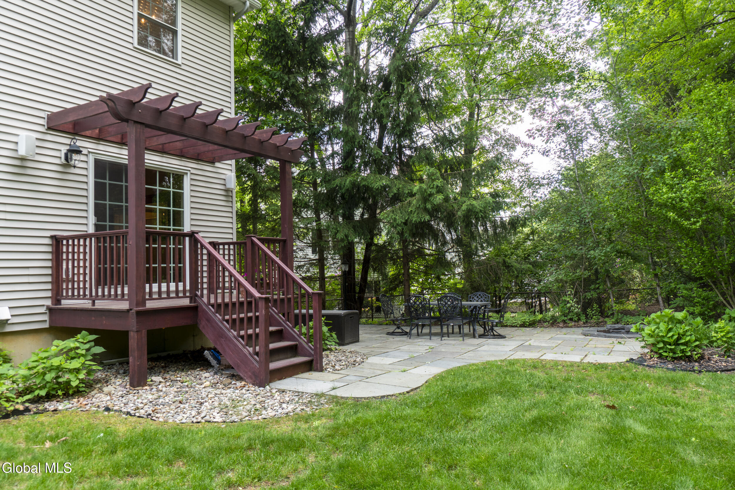 15 Wildwood Drive Loudonville NY 12211