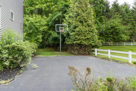 15 Wildwood Drive Loudonville NY 12211