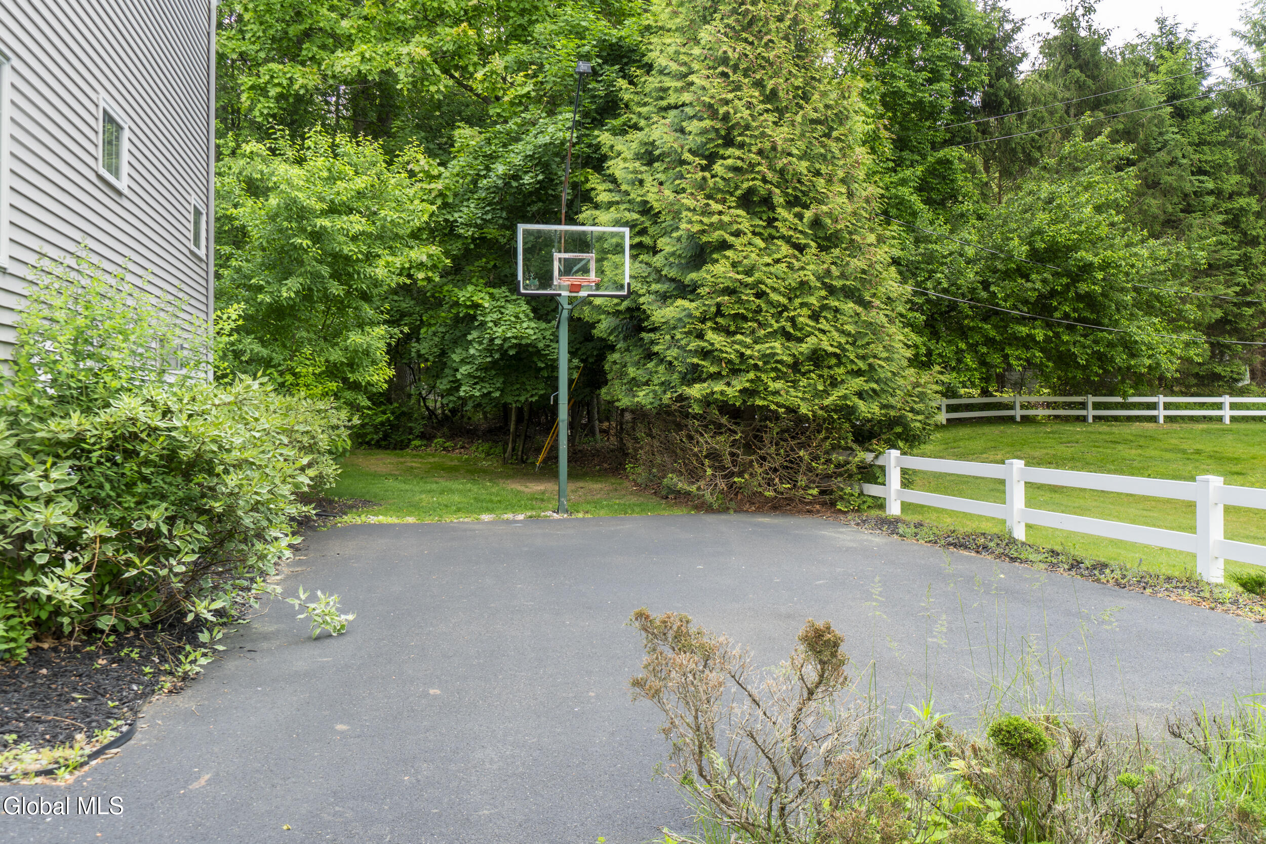 15 Wildwood Drive Loudonville NY 12211