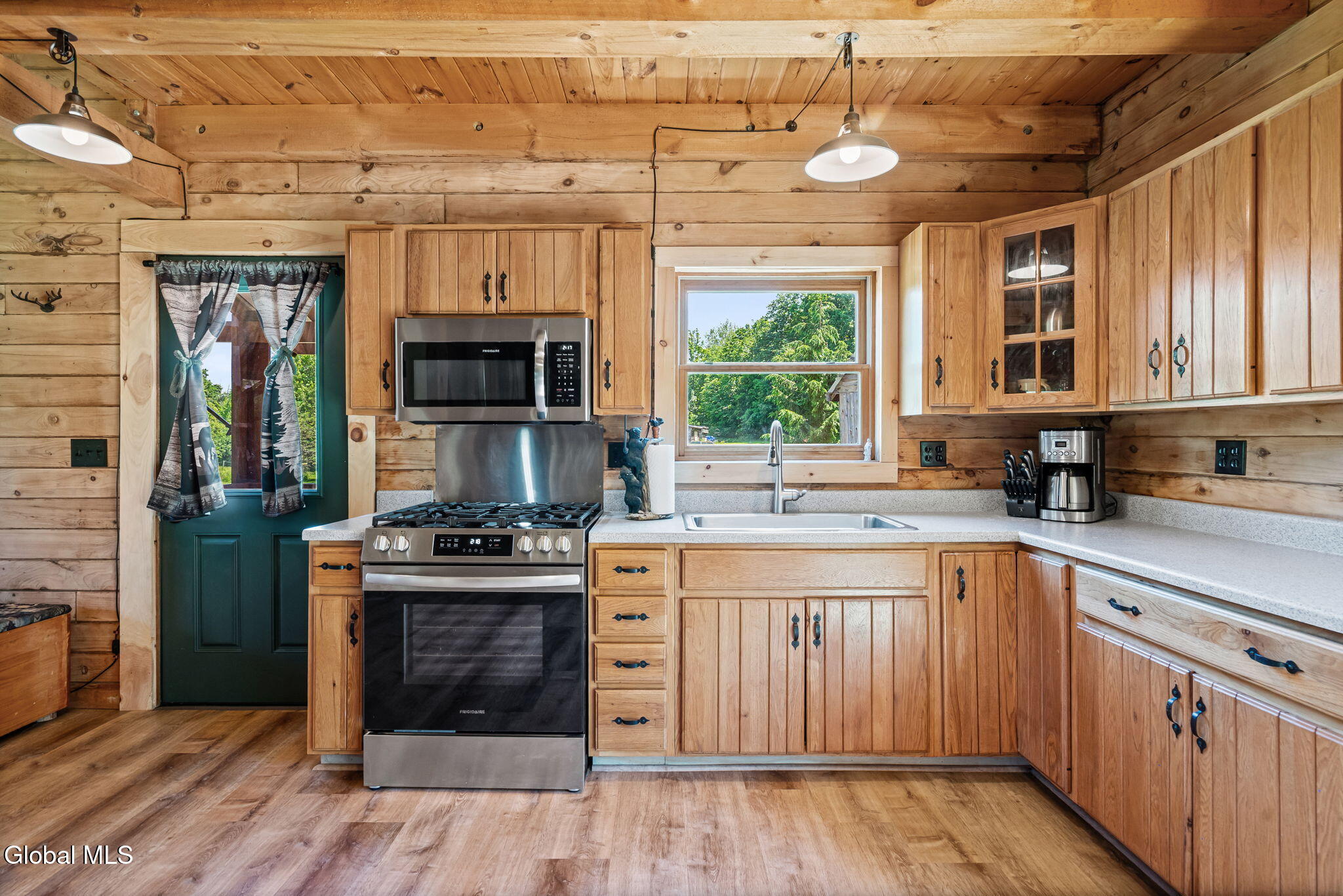 1091 Goldfoot Road Glenville NY 12302