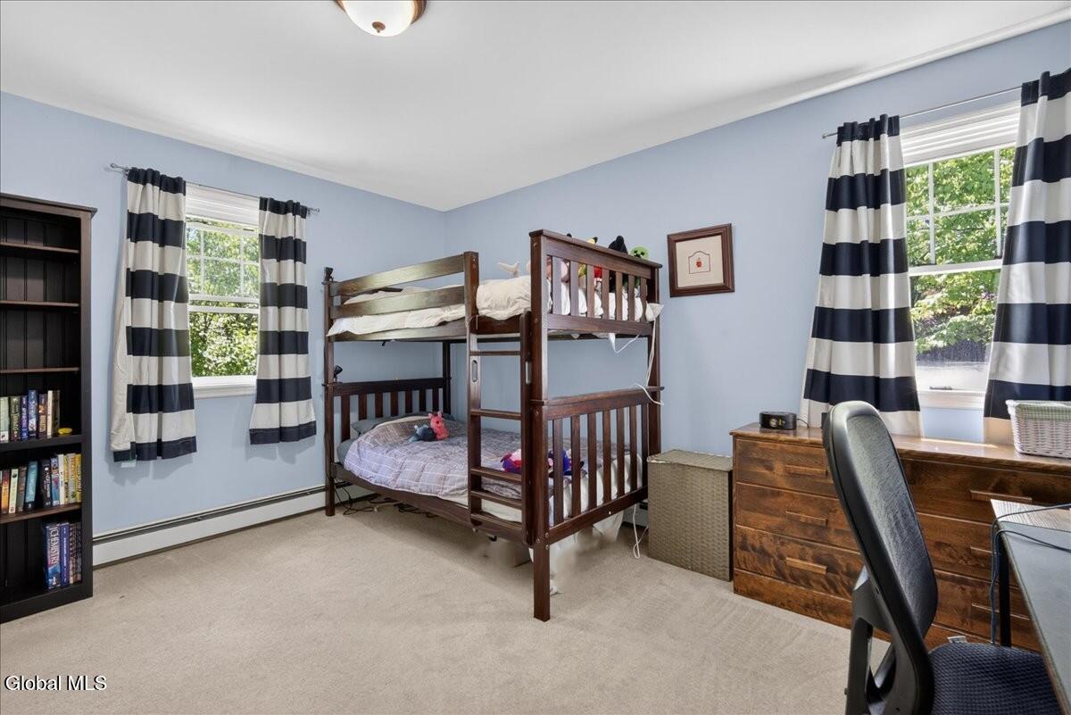 3423 Gari Lane Schenectady NY 12303