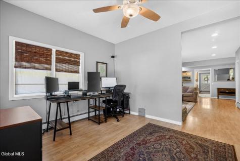 3423 Gari Lane Schenectady NY 12303