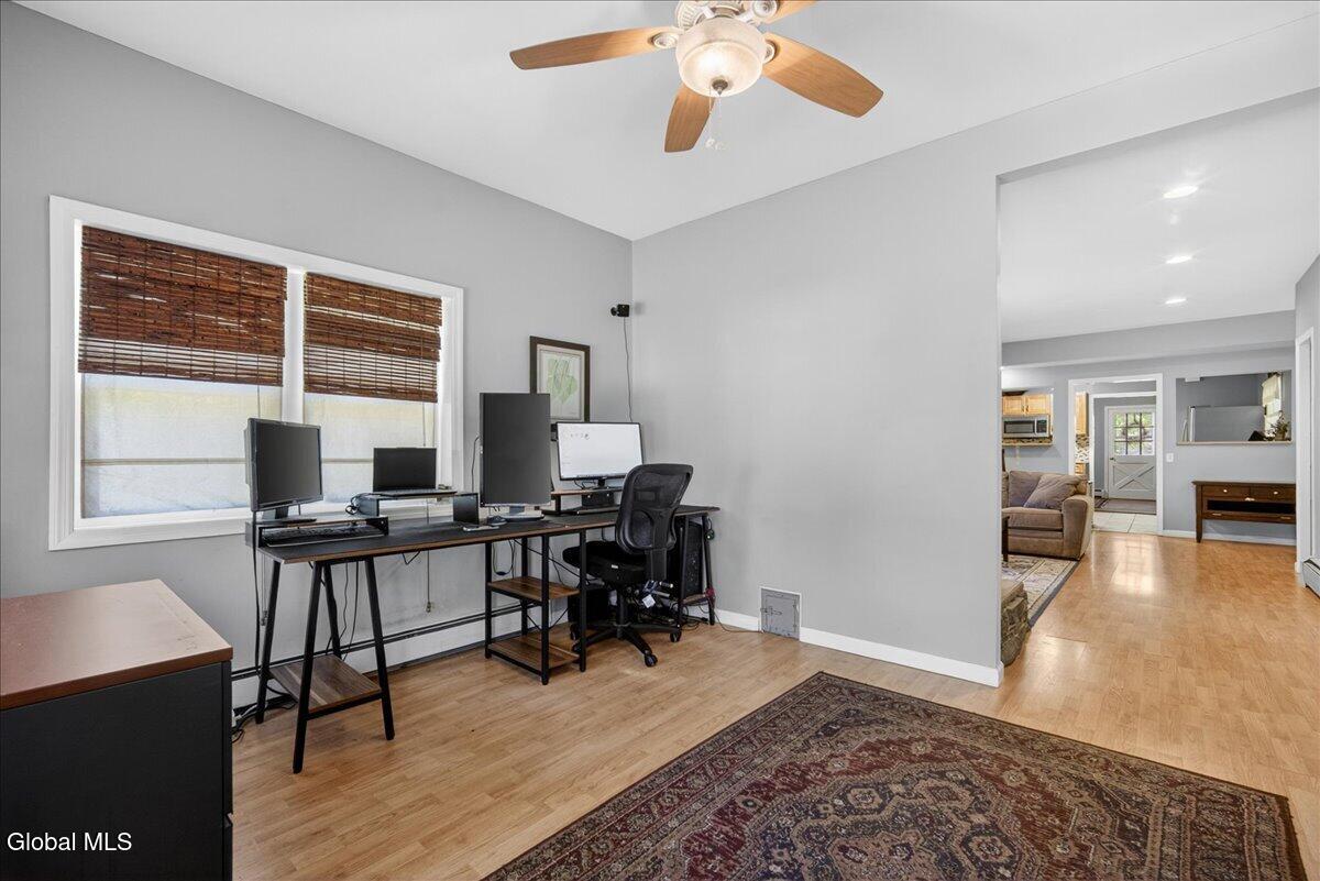3423 Gari Lane Schenectady NY 12303