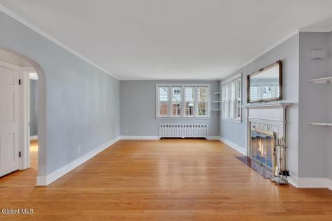 7 Tudor Road Albany NY 12203