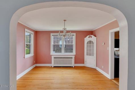 7 Tudor Road Albany NY 12203