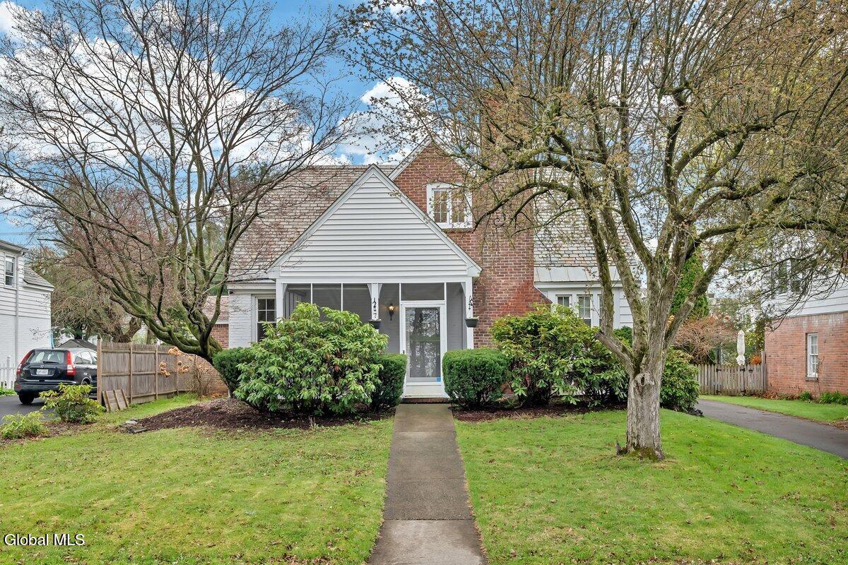 7 Tudor Road Albany NY 12203