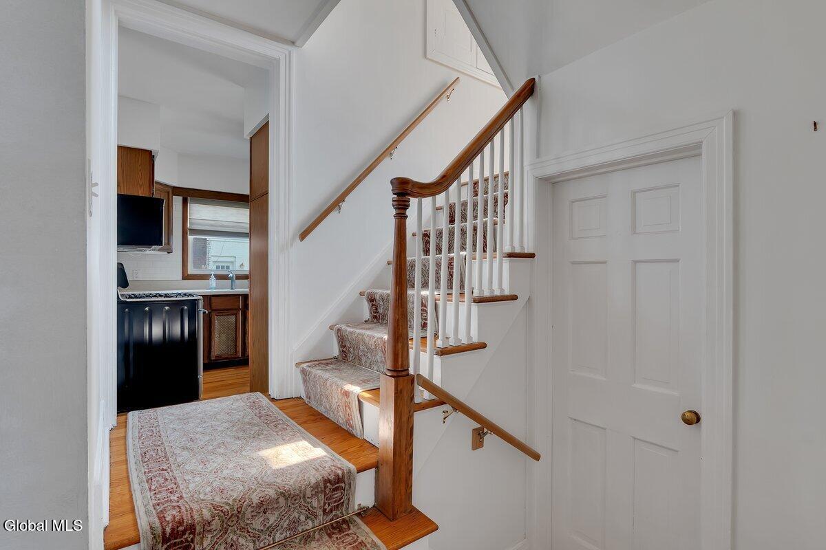 7 Tudor Road Albany NY 12203