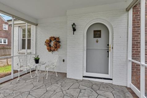 7 Tudor Road Albany NY 12203