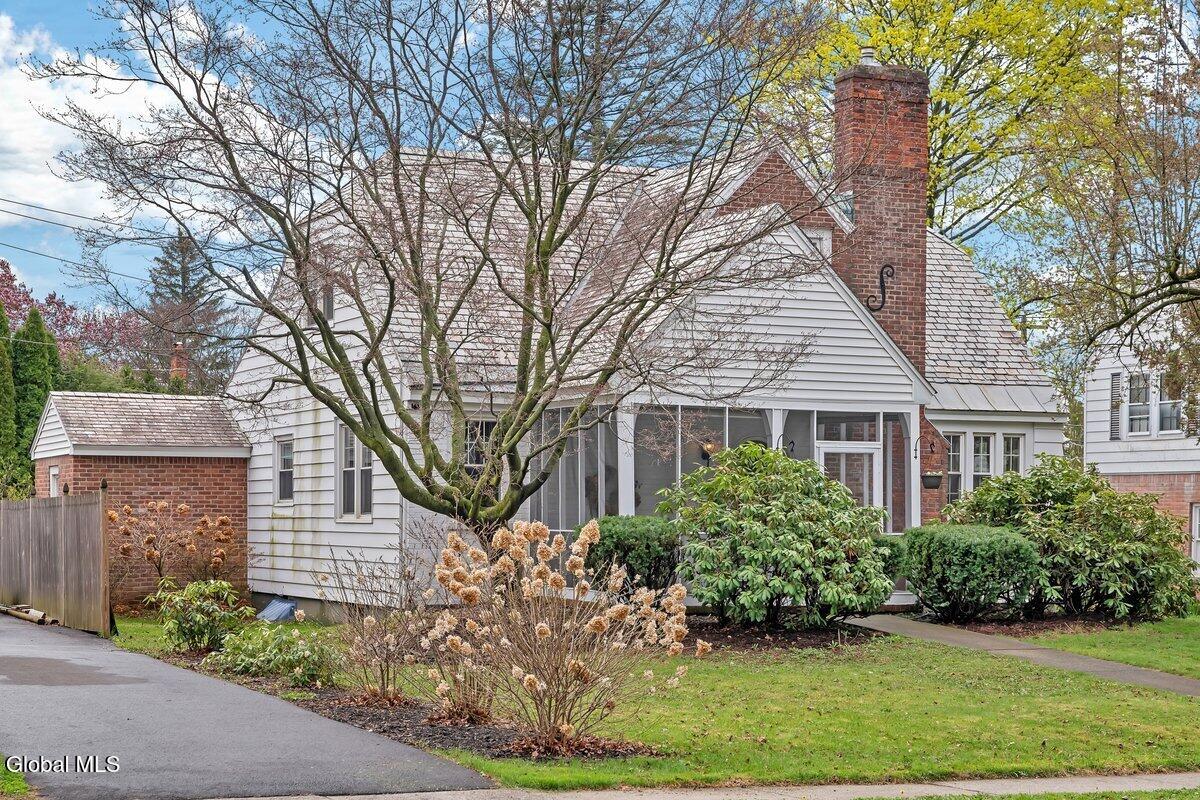 7 Tudor Road Albany NY 12203