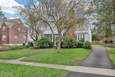 7 Tudor Road Albany NY 12203