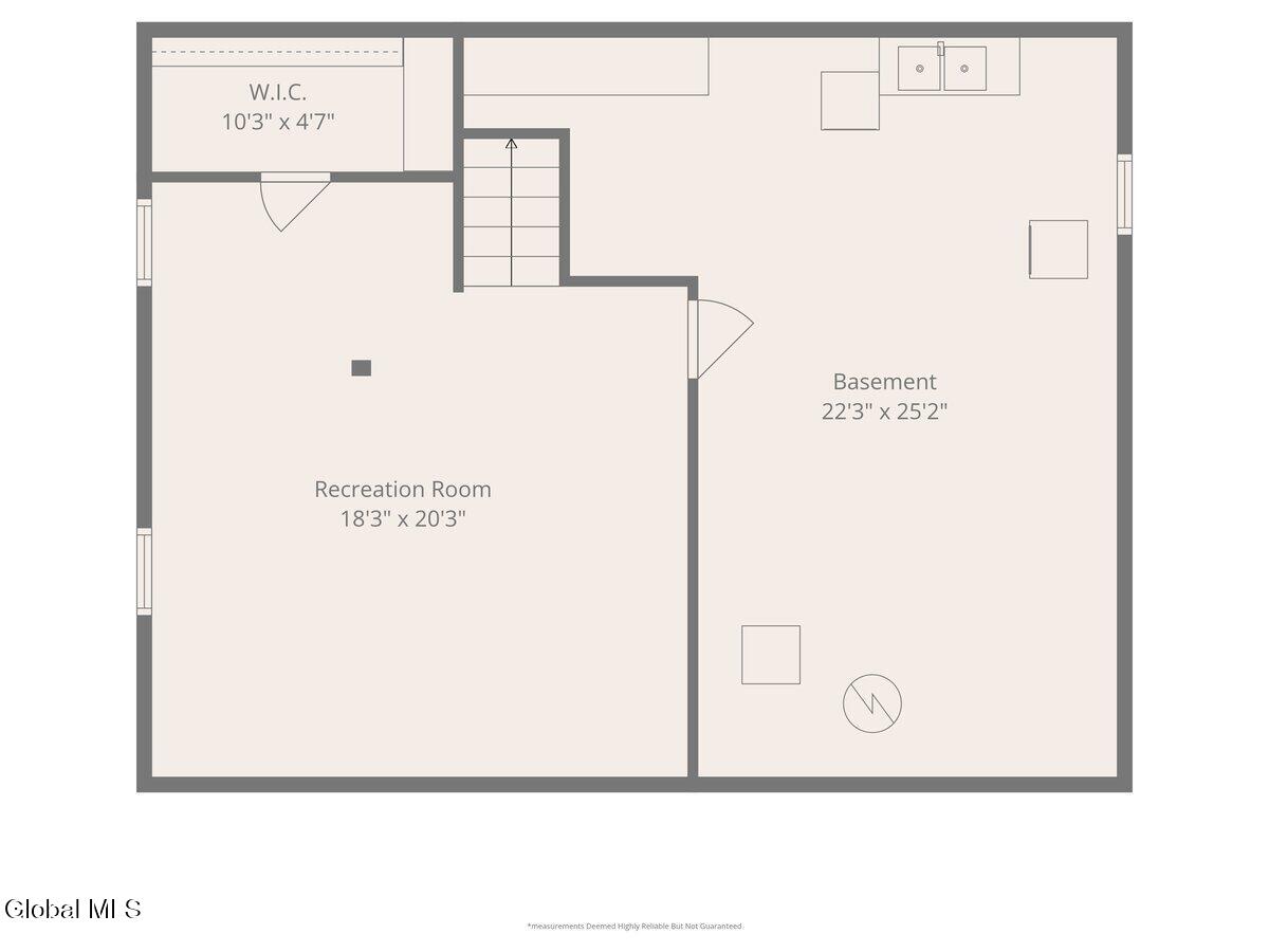 7 Tudor Road Albany NY 12203