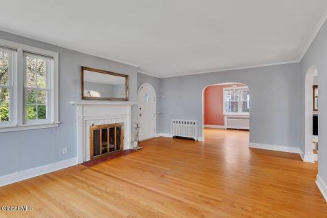 7 Tudor Road Albany NY 12203