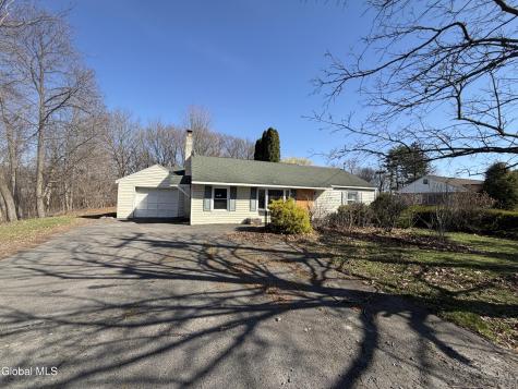 33 Wendell Street Ravena NY 12143