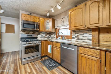 80 Collabeck Road Feura Bush NY 12067