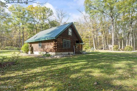 80 Collabeck Road Feura Bush NY 12067