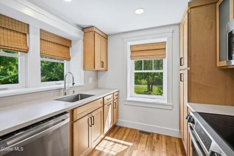 24 W Kaydeross Avenue Saratoga Springs NY 12866