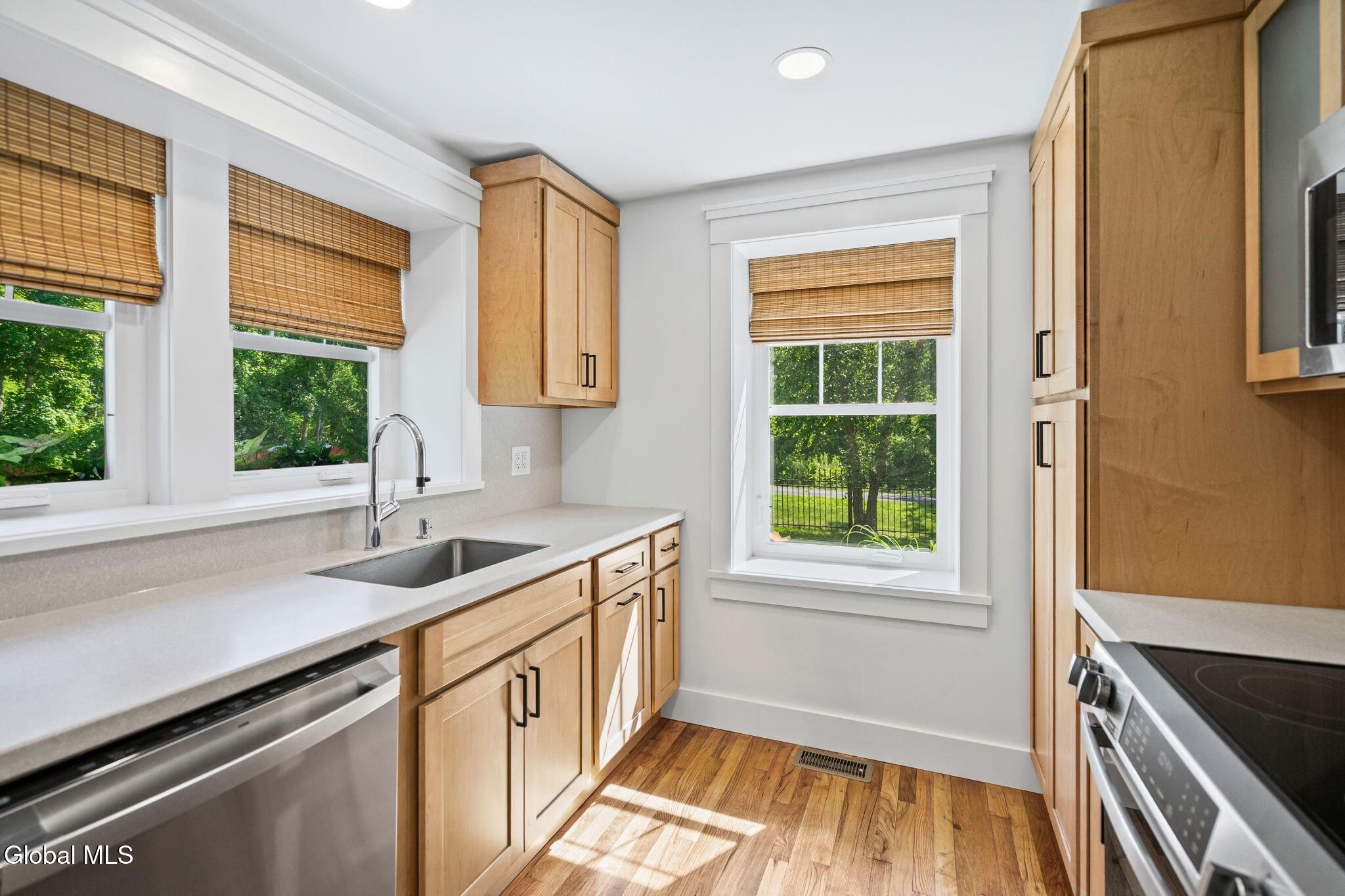24 W Kaydeross Avenue Saratoga Springs NY 12866