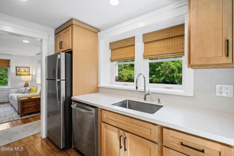 24 W Kaydeross Avenue Saratoga Springs NY 12866