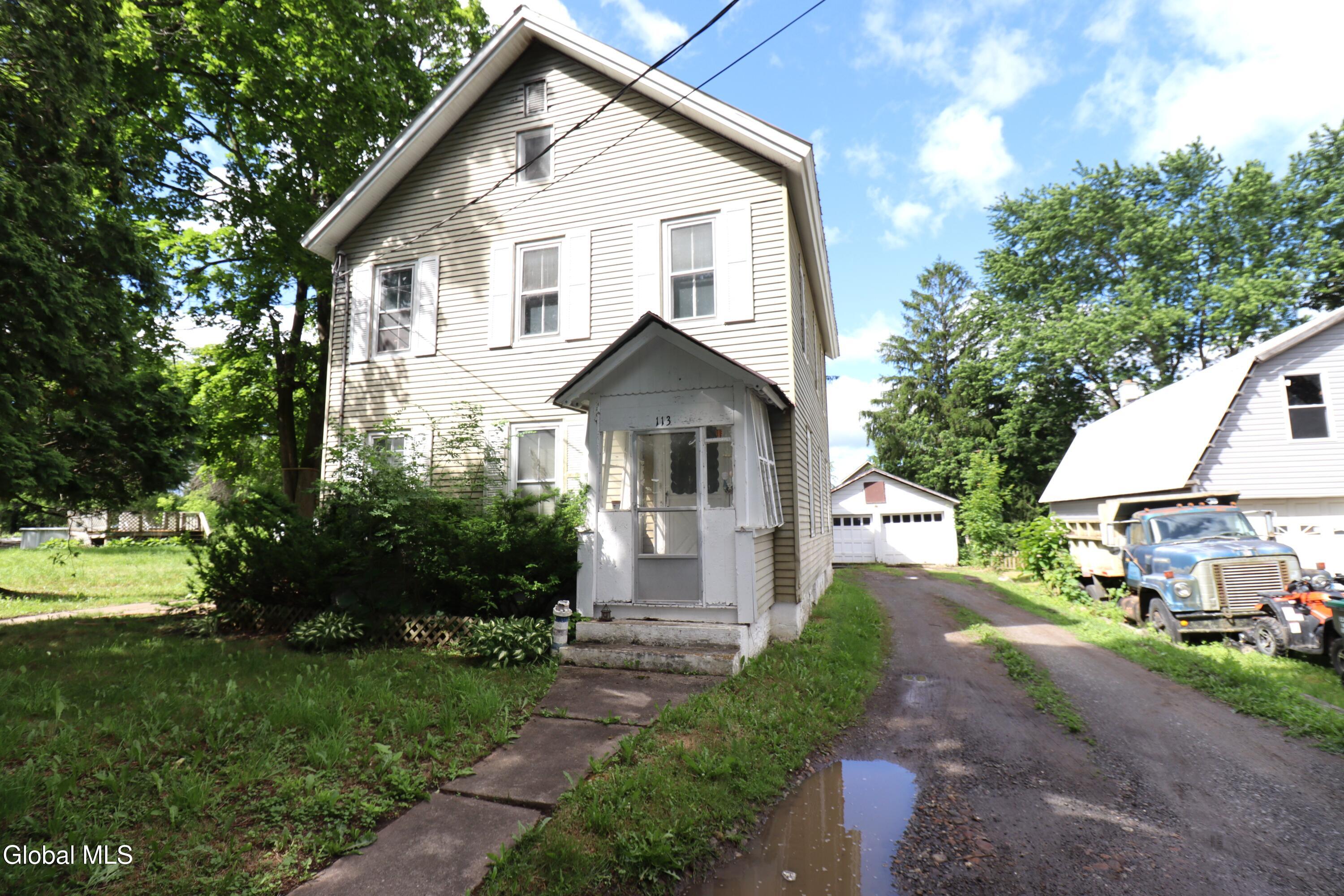 113 Dumler Lane Fort Hunter NY 12069