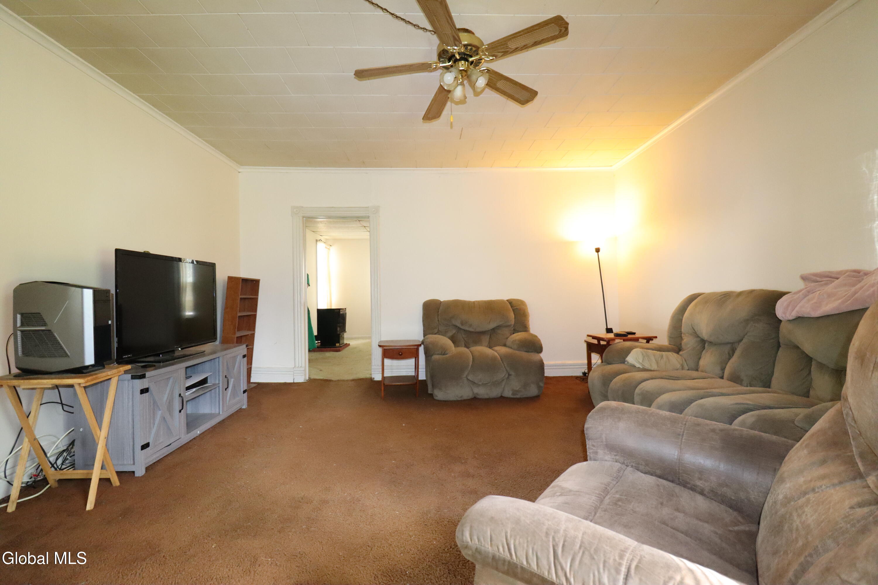 113 Dumler Lane Fort Hunter NY 12069