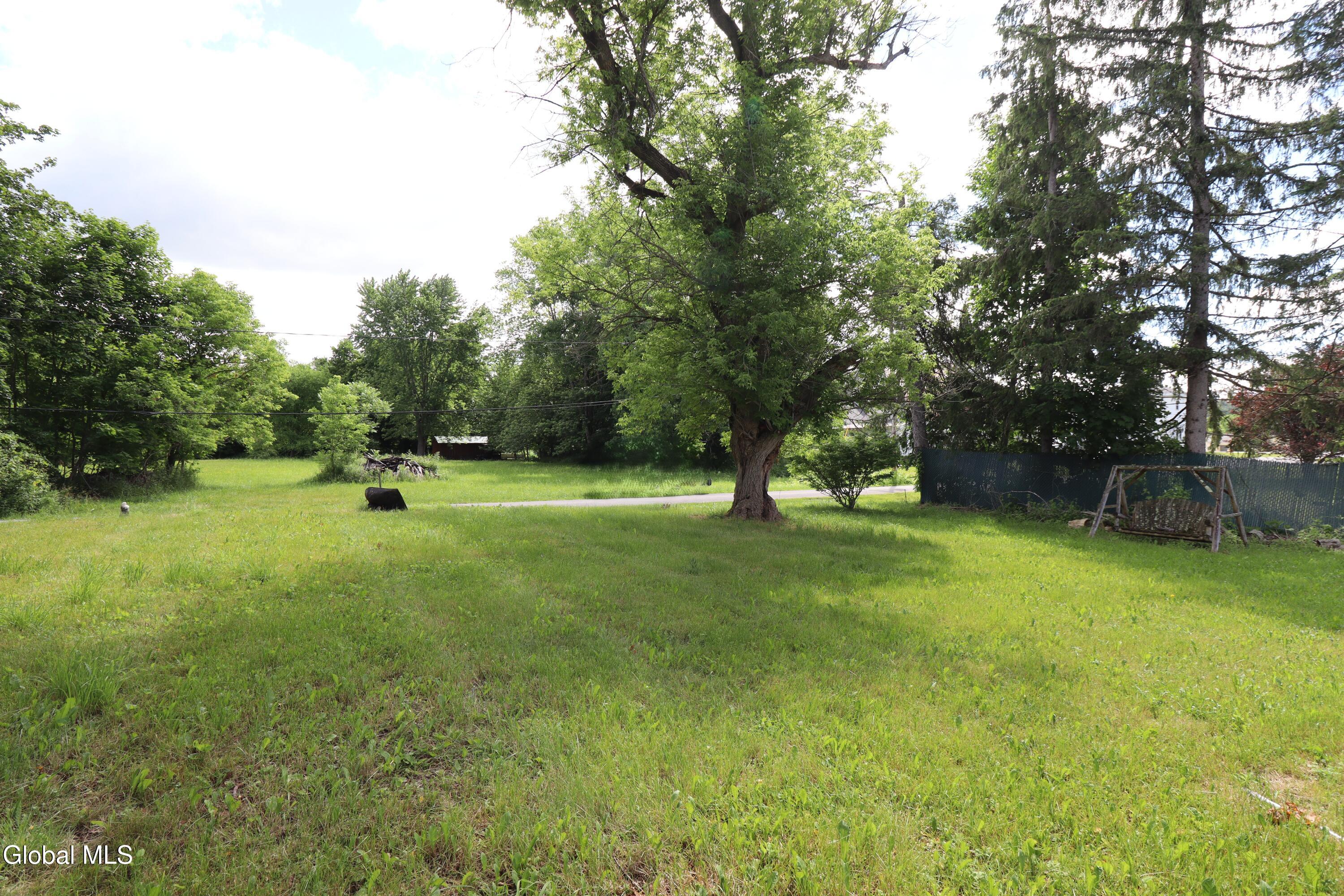 113 Dumler Lane Fort Hunter NY 12069