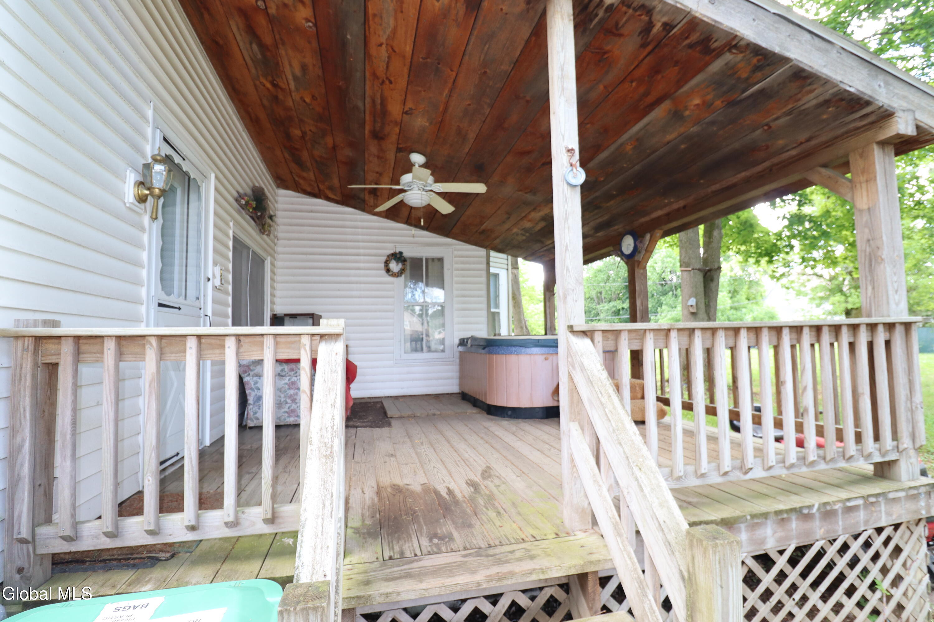 113 Dumler Lane Fort Hunter NY 12069