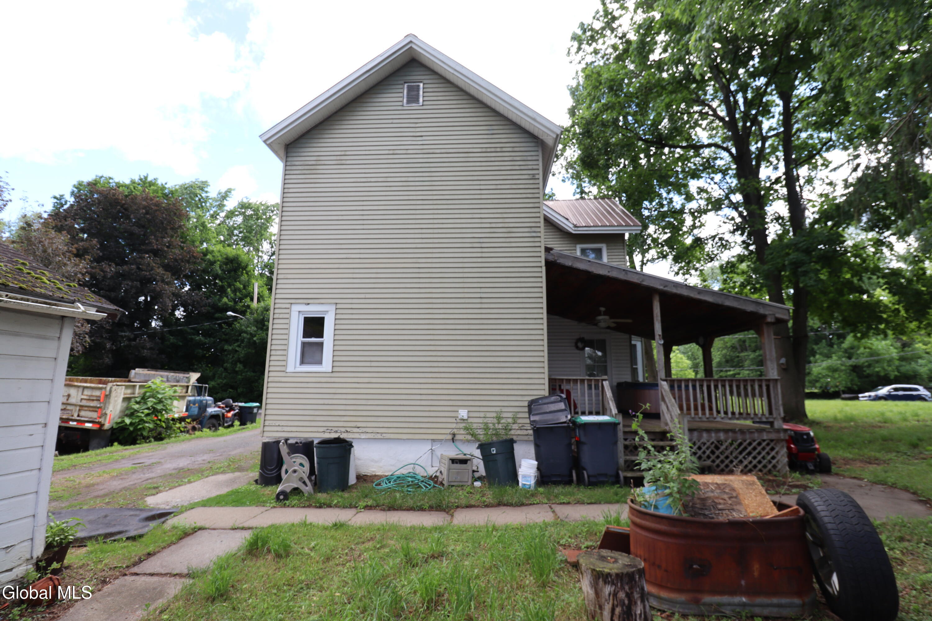 113 Dumler Lane Fort Hunter NY 12069