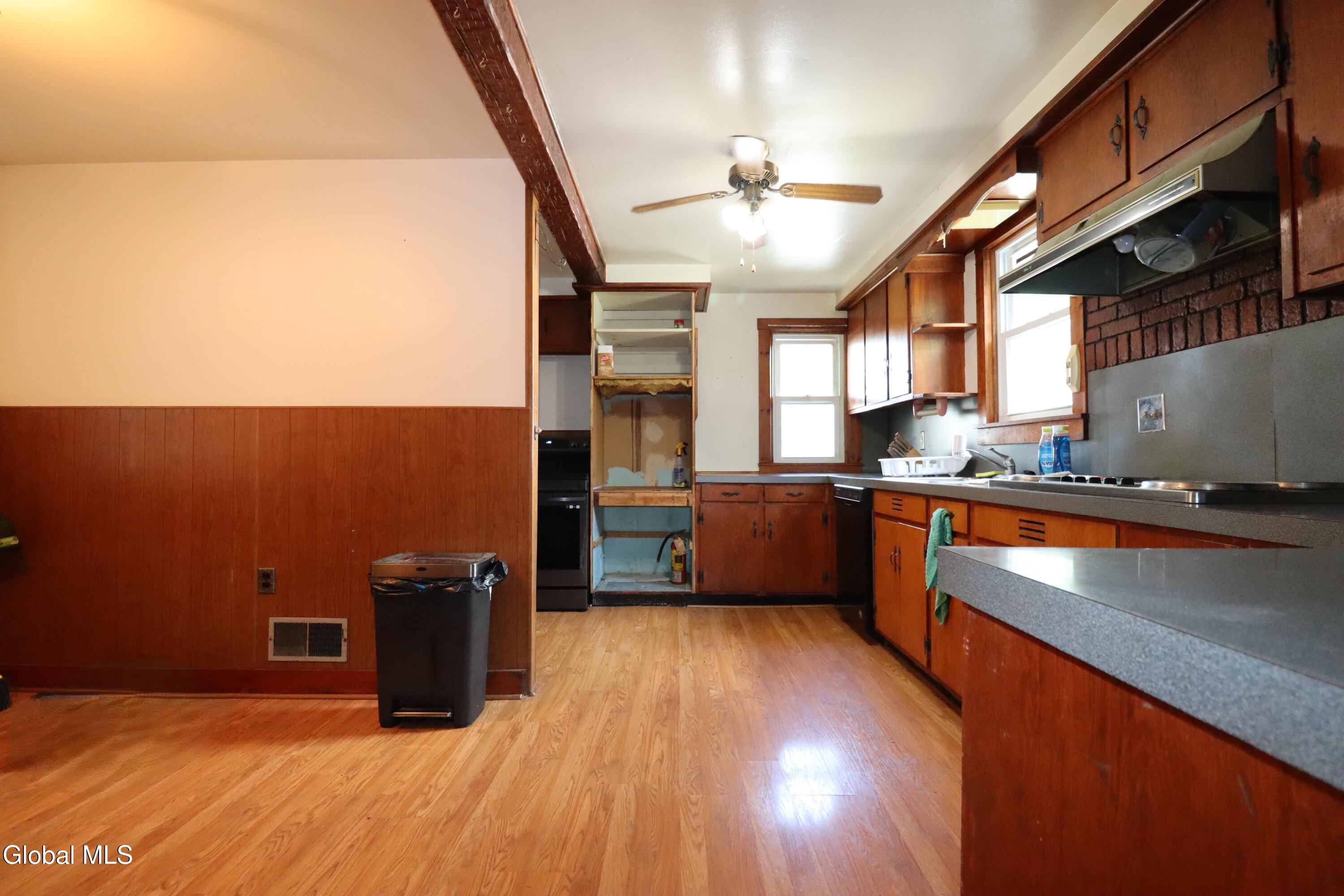 113 Dumler Lane Fort Hunter NY 12069