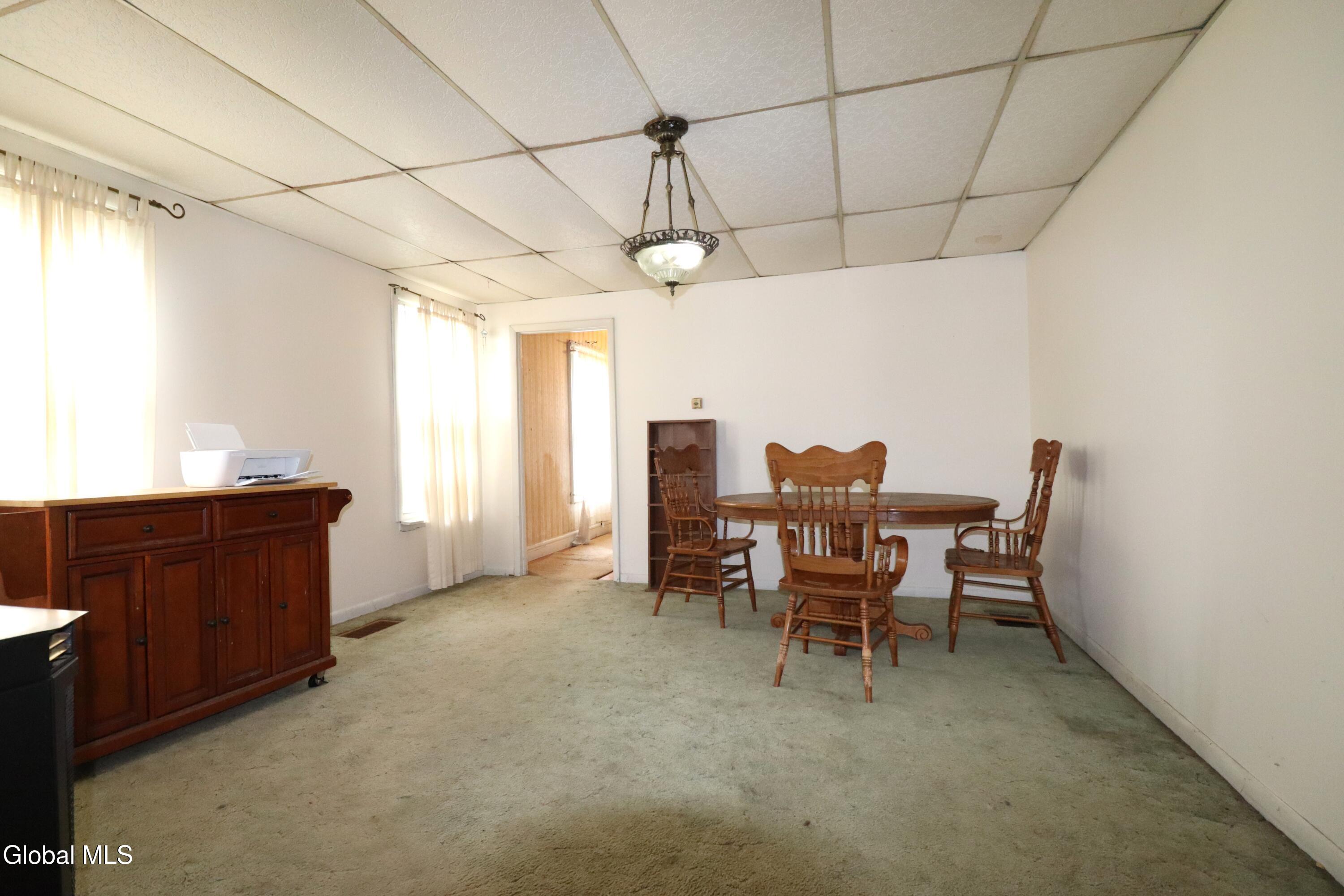 113 Dumler Lane Fort Hunter NY 12069