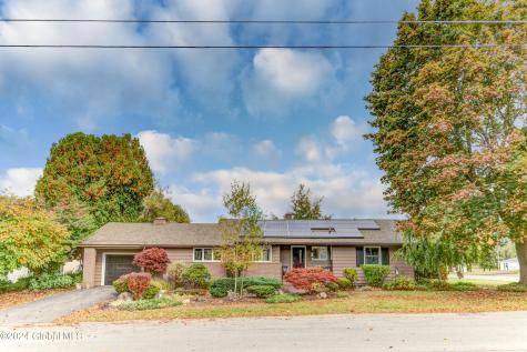 19 Baker Road Gloversville NY 12078