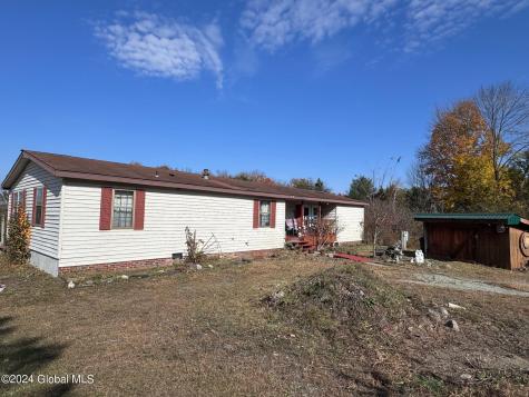 83 Rexleigh Road Cambridge NY 12816