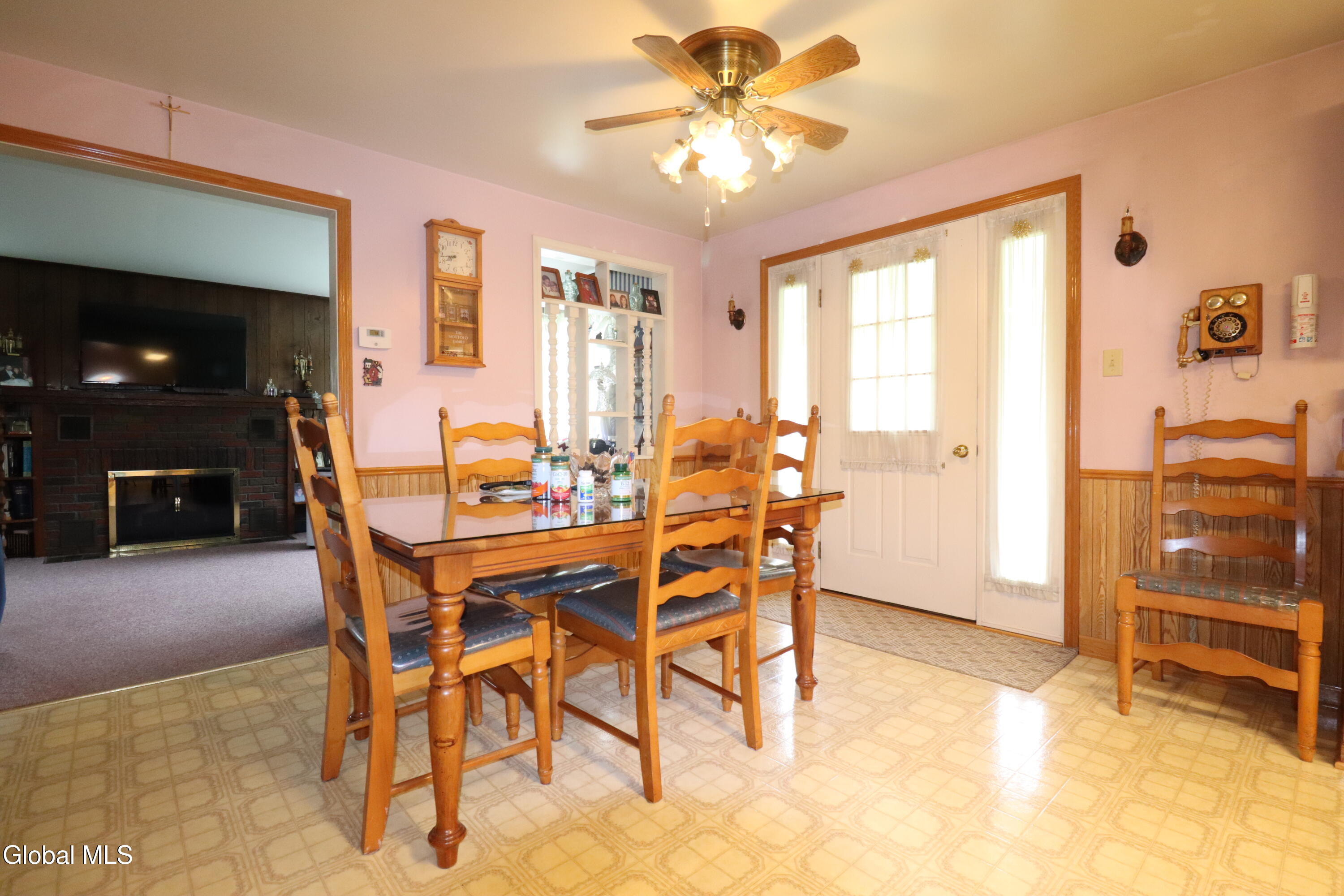 2896 W Lydius Street Schenectady NY 12303