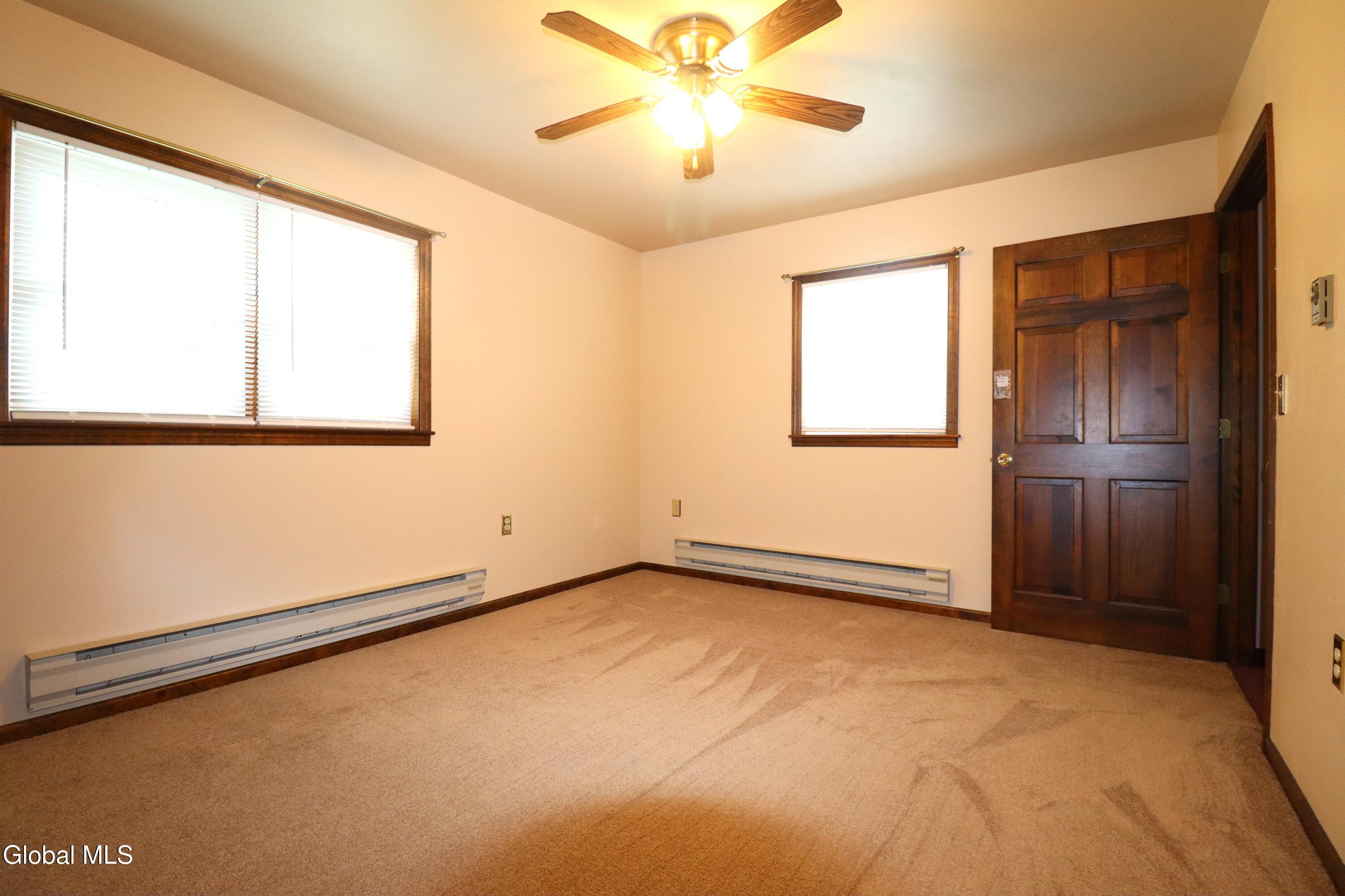 2896 W Lydius Street Schenectady NY 12303
